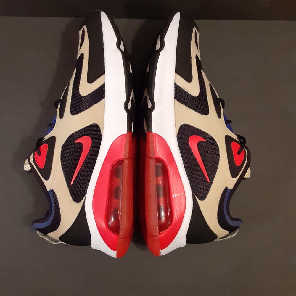 - NIKE AIR MAX 200 2019 TEAM GOLD UNIVERSITY RED BLACK AQ2568-700 MENS SIZ… - Picture 7 of 15